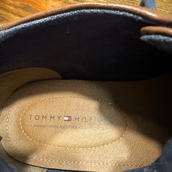 ?? Tommy Hilfiger Plain Chukka Boots Brown Navy Mens US size 10.5 main image 9